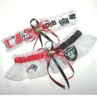 Found the perfect garter set!