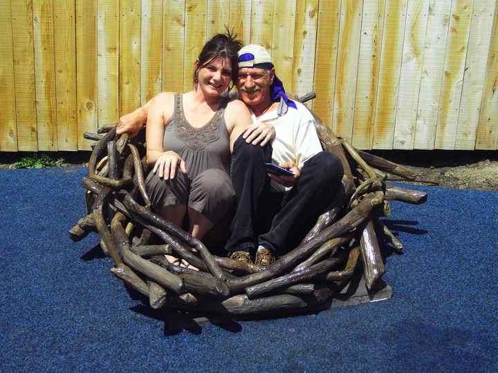 6 months till wedding and we are doing a $1000 budget. Im up for it :) any ideas?