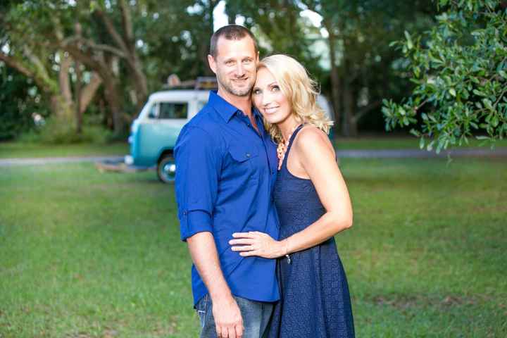 ENGAGEMENT PHOTOS