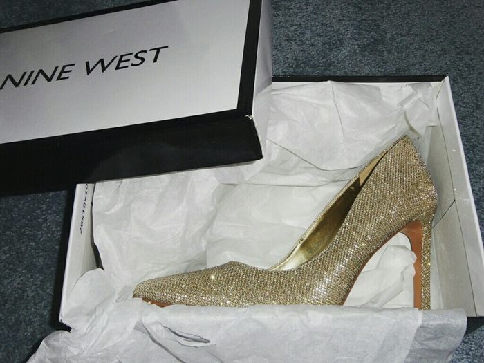 Show me your shoes ladies