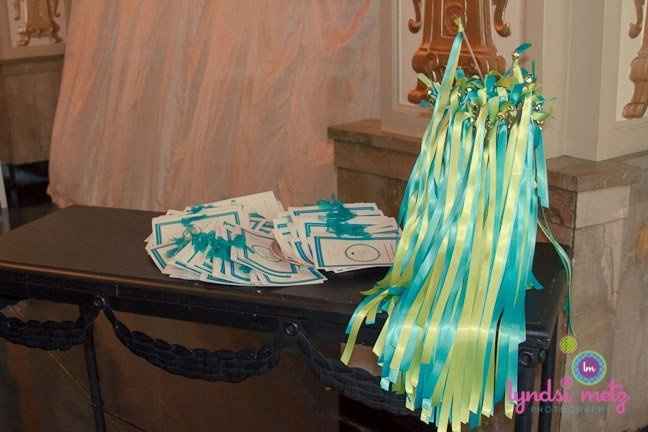 Inspire fellow brides with your DIY's!  Show us your projects pretty please with a cherry on top!