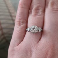 Brides of 2022! Show us your ring! - 1