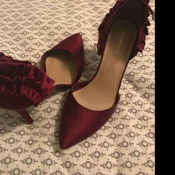 Show me your shoes! - 1