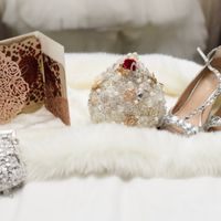 Show me your wedding day purse! - 2