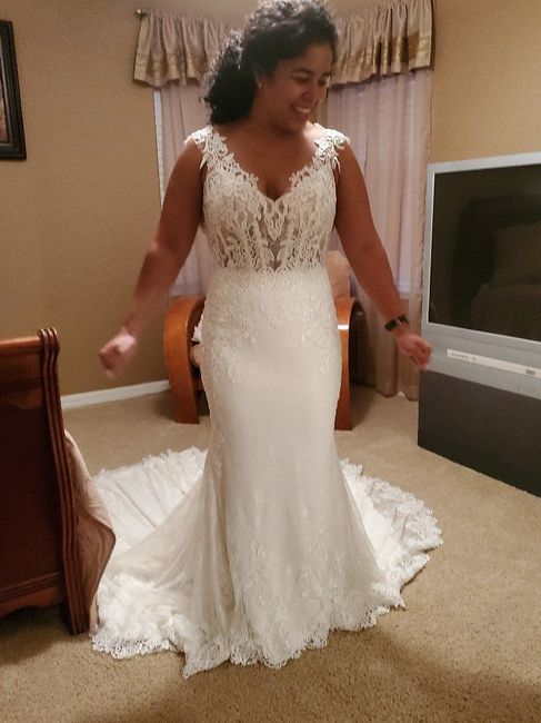 Short/petite bride, please show me your dress 10