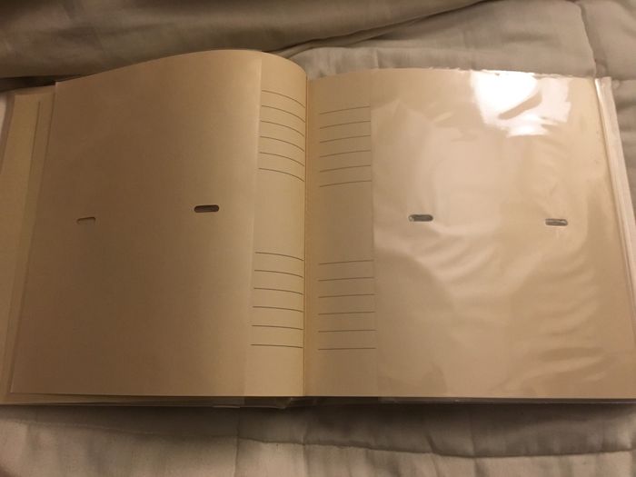 Poloroid guest book!