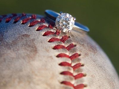We've seen must have wedding pics - what about must have engagement pics? Let's hear some ideas!