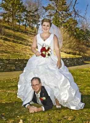 cutting it close... but... I found my photographer!!!!