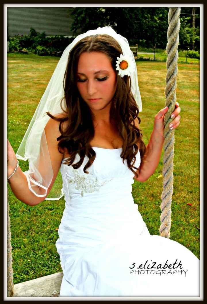 Im married!!! *Pics* - update on pg 4!