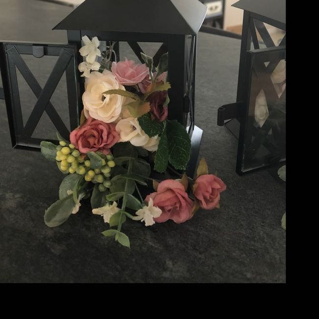 Lanterns and flowers? - 2