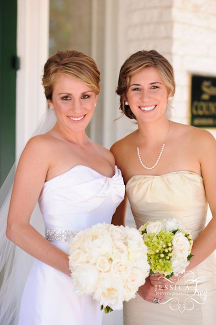 Bridesmaids and Flowers