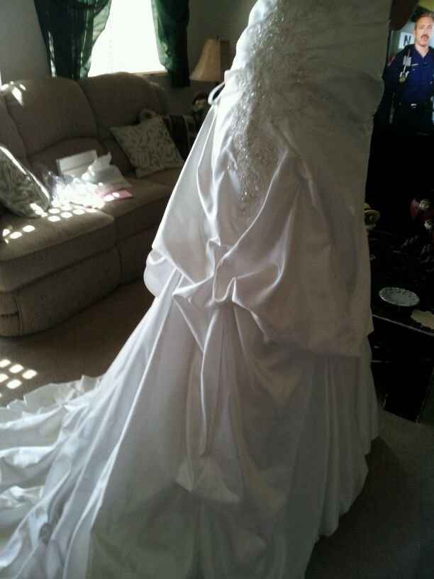 Dress Time, a lot of new faces so please share your dress!!