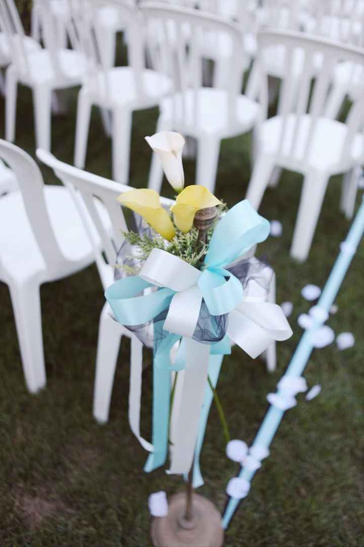 Colors: Tiffany Blue and....?