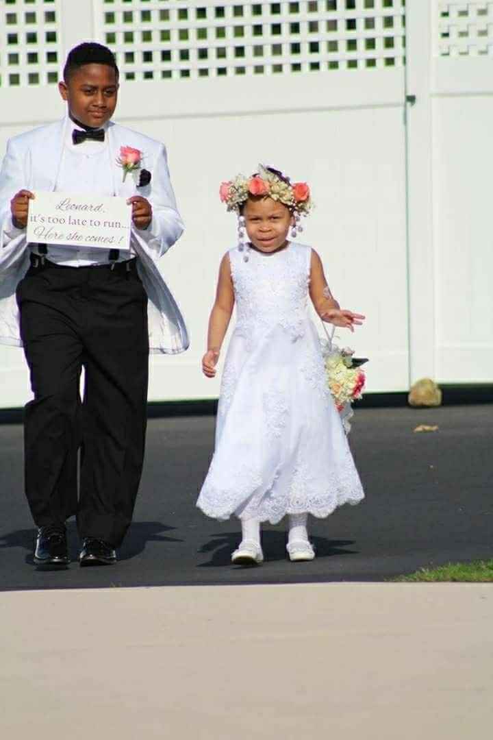 Flowerless flower girls