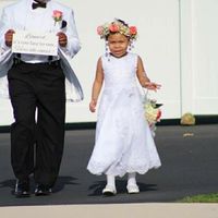 Flowerless flower girls