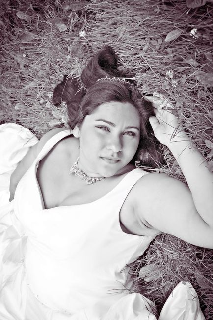 My TRASH THE DRESS session photos are in!! *pics*
