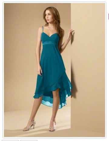 Bridesmaid wants to change into a different dress for the reception.