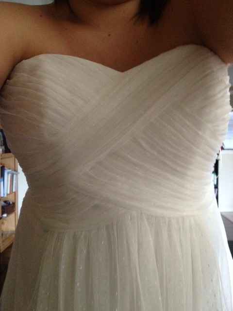 I need more dress porn in my life...