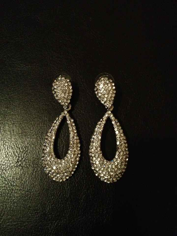 Let's see your earrings!
