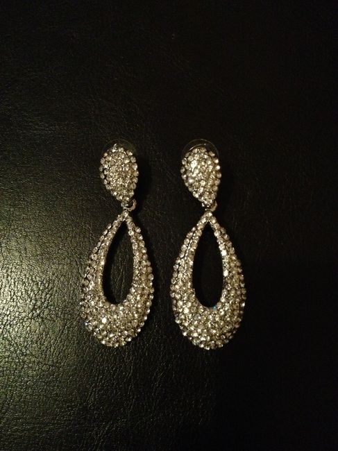 Let's see your earrings!