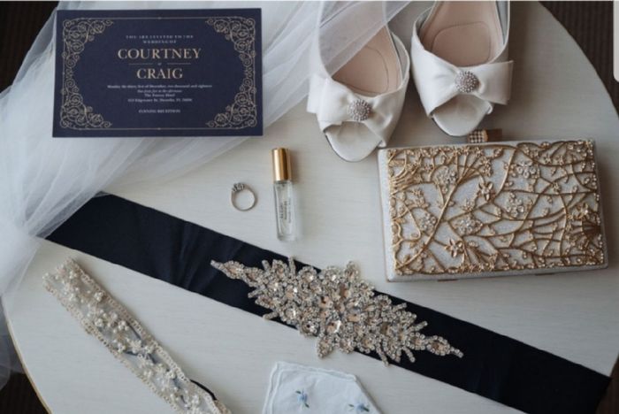 Show off your wedding belt. - 1