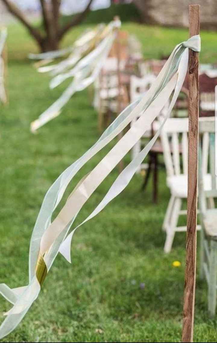 Inexpensive aisle decor - 1