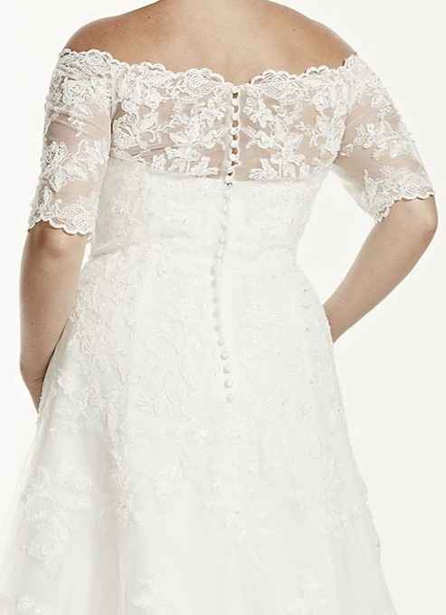What’s your favorite detail of your dress? - 1