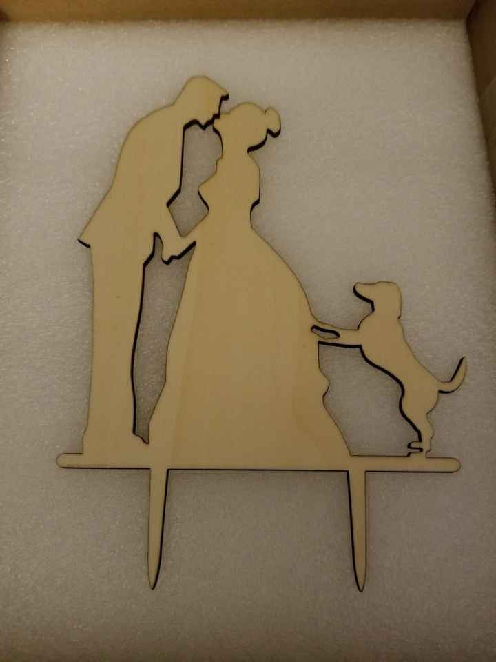 Cake topper
