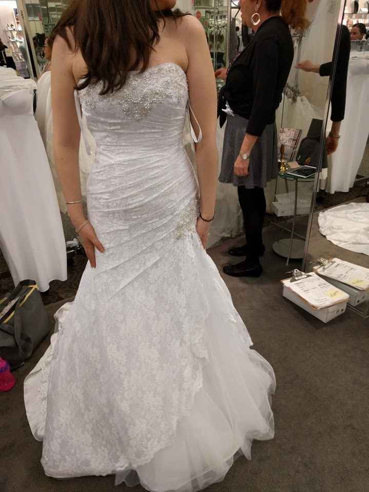 Let me see your DRESS!