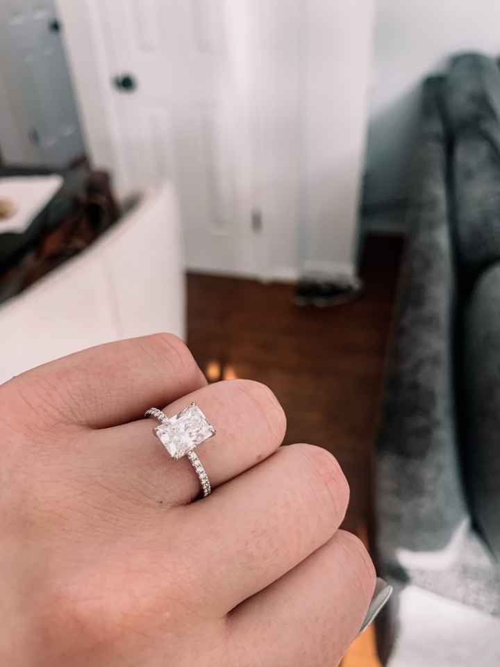 Brides of 2022! Show us your ring! - 1