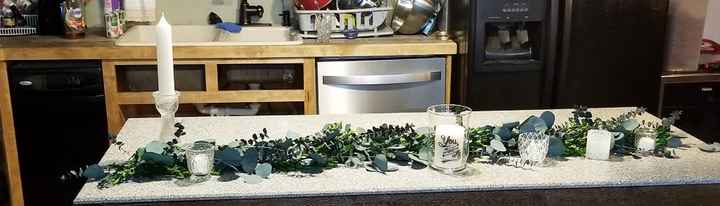 Sweetheart table garland 