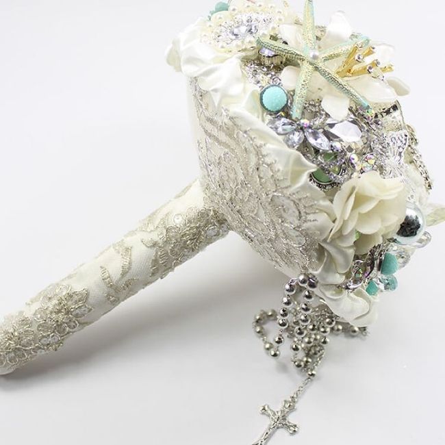 SHOW ME YOUR WEDDING BOUQUET :)