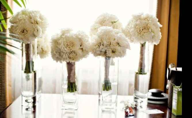 Cylinder Vases for Bridesmaid Bouquets