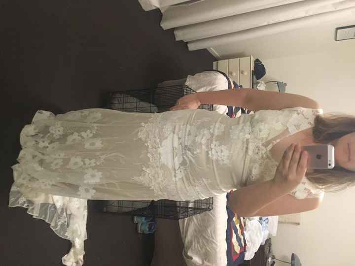 Anyone had a lace sheath let out? 1