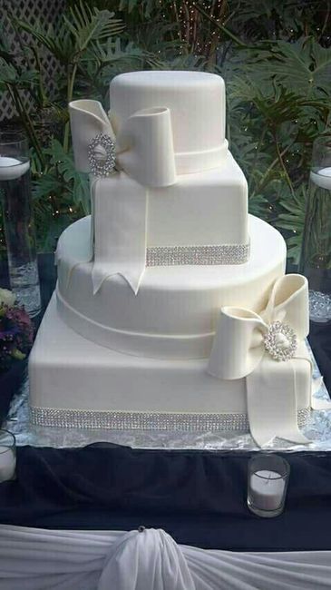 Tell me about your wedding cake