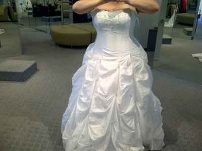 Shopping for a cheap dress - or - Bridal Salons and Budgets