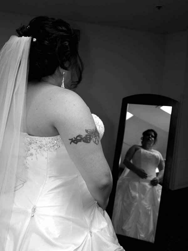 Plus sized brides - show off your dress!