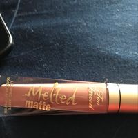 Long lasting lip?