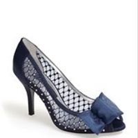 Anyone wearing flats?