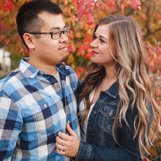 I HAVE TO share a couple of these adorb engagement pics :)