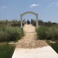 Stuck between 2 amazing venues! - 2