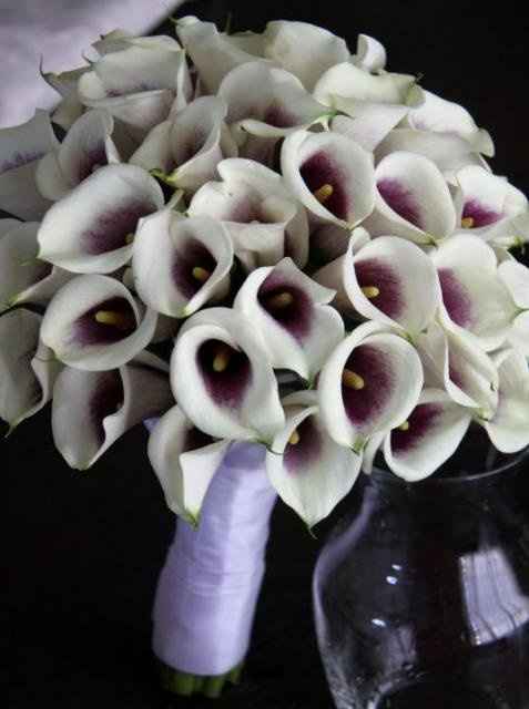 Flowers are my wedding planning kryoptonite...