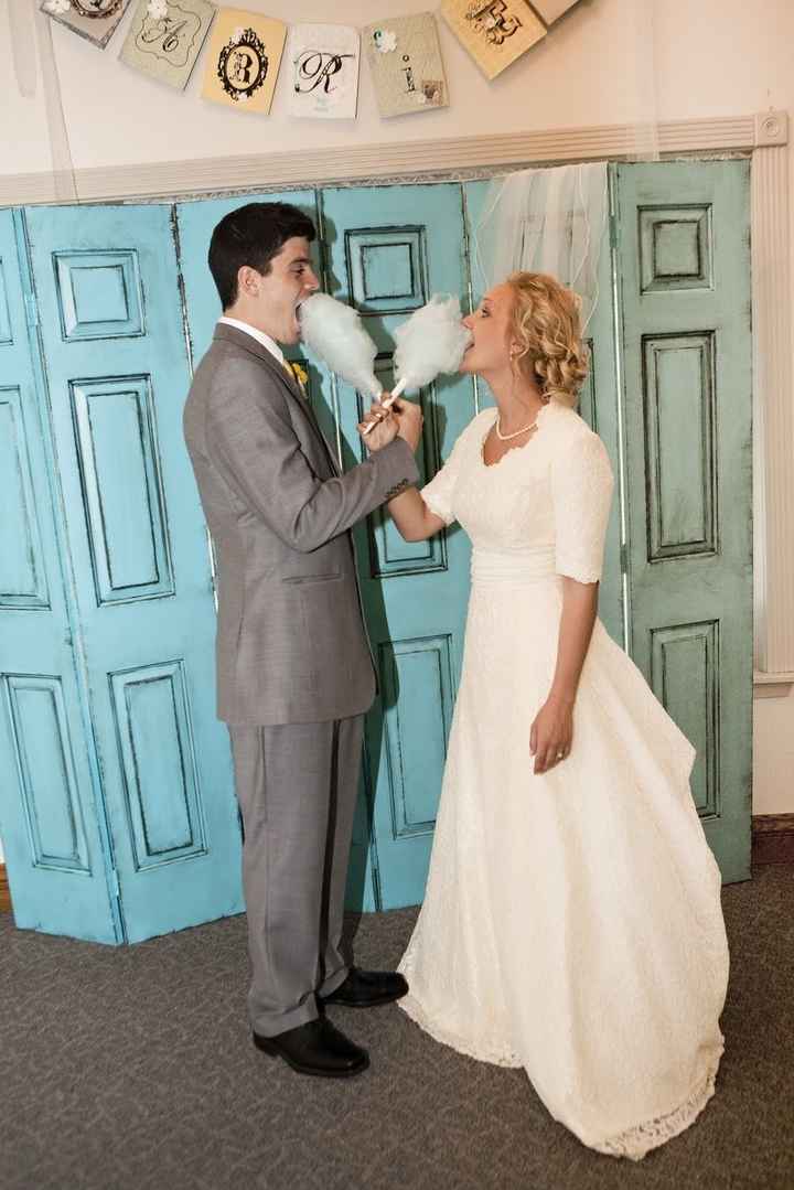 Reception decor issue- please help!