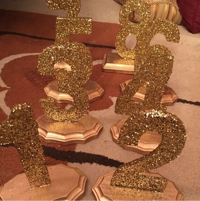 Show me your table numbers/seating chart displays