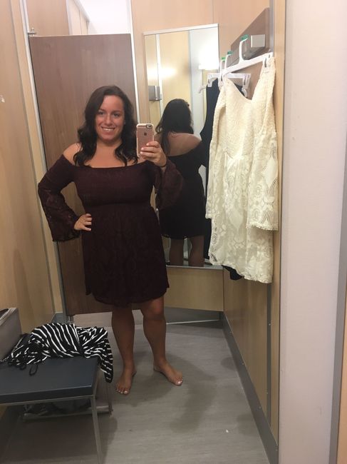 Engagement picture dress help