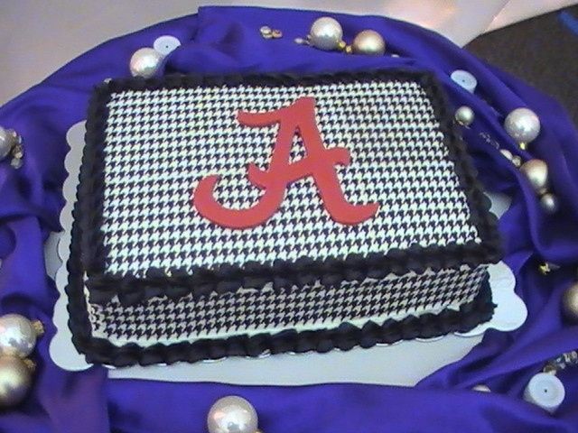Grooms cake anyone?!