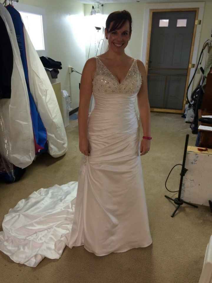 What accessories do I wear with my dress? (pics of dress)