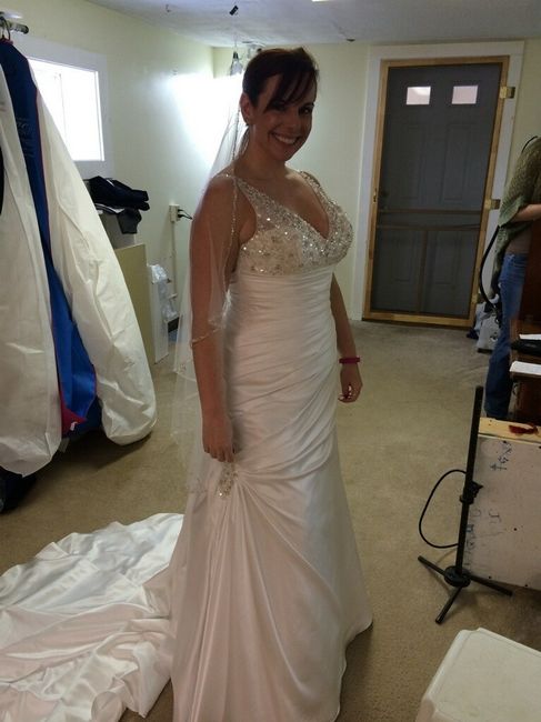 What accessories do I wear with my dress? (pics of dress)