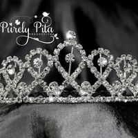 Which flower girl tiara?!