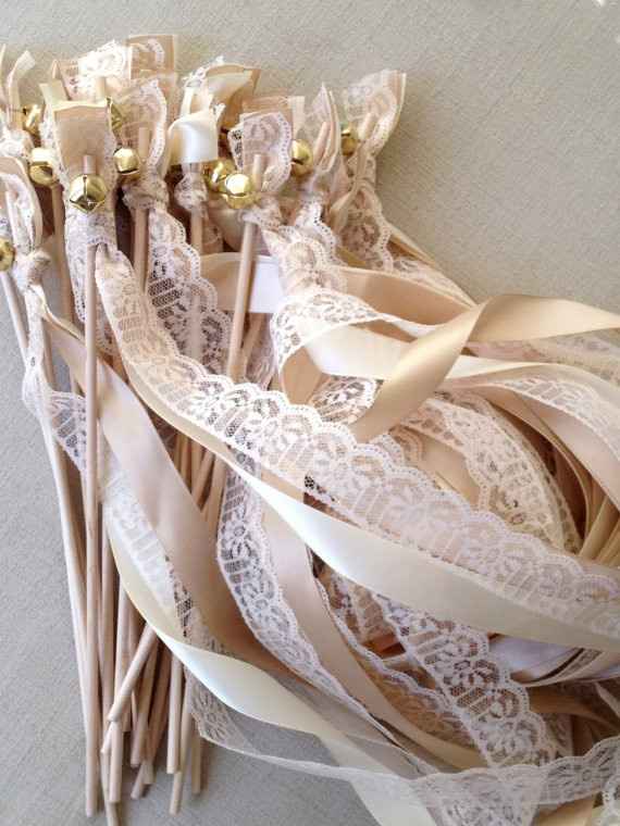 What are your guests tossing after the ceremony?